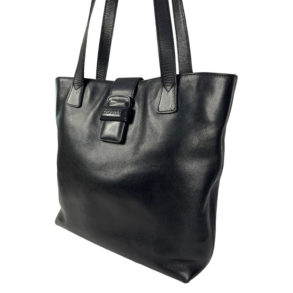Chanel Black Leather Logo Tab Tote Shoulder Bag Vintage Made In Italy - Picture 14 of 16
